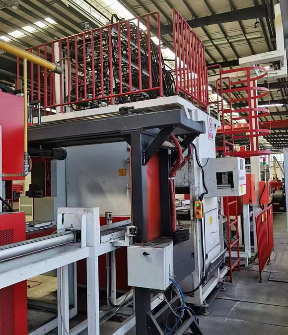 支重轮喷淋式冷却淬火设备